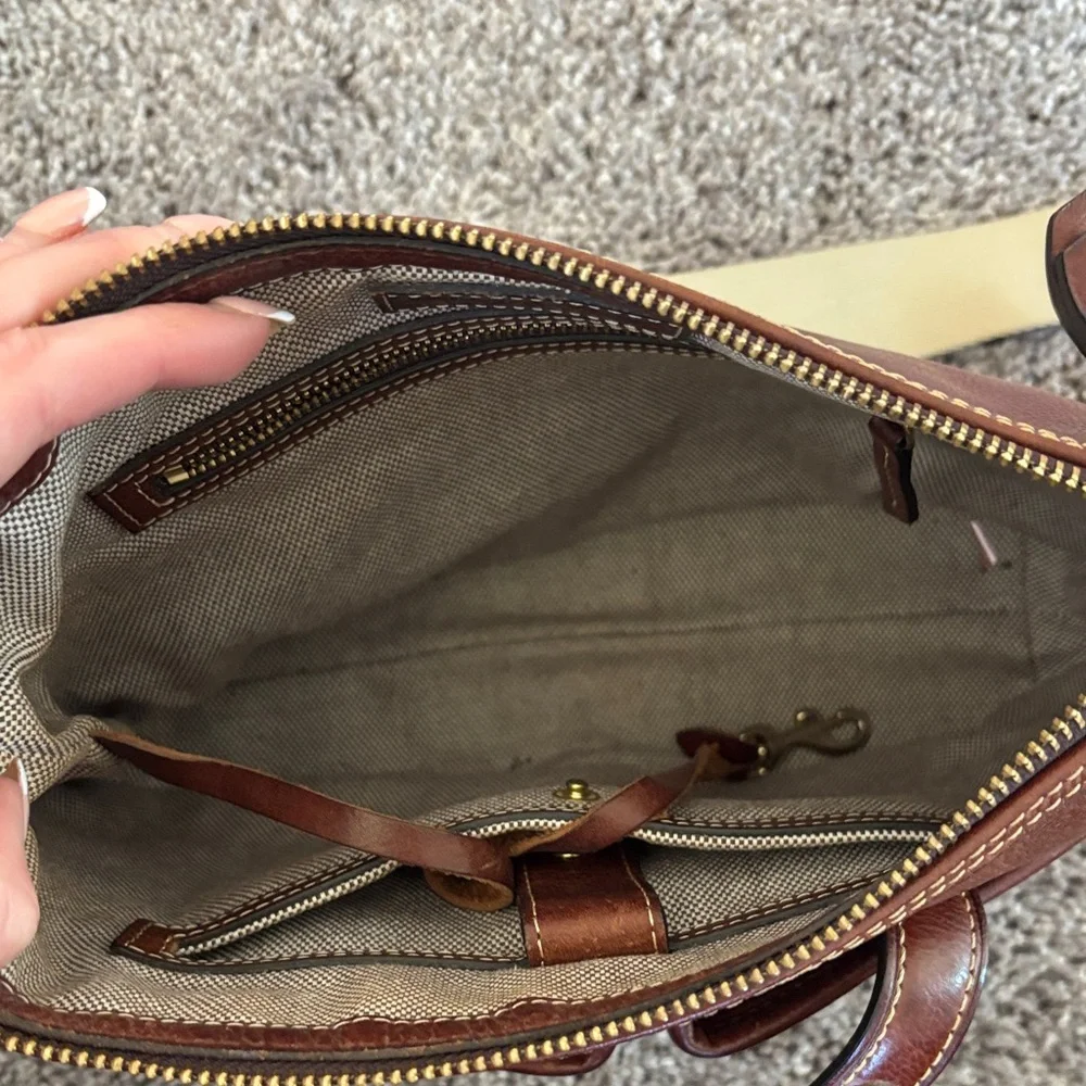 Dooney & Bourke Brown Shoulder Bag - Picture 2 of 4